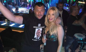 Тачо вдигна на крака стотици в столичен нощен клуб: Бъдете българи, подкрепете Ангел Джамбазки!