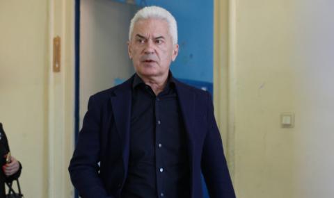 Юлиян Ангелов нападна Сидеров: Виж си резултатите