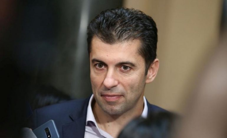 Кирил Петков: Хората с антитела да са равни на ваксинираните