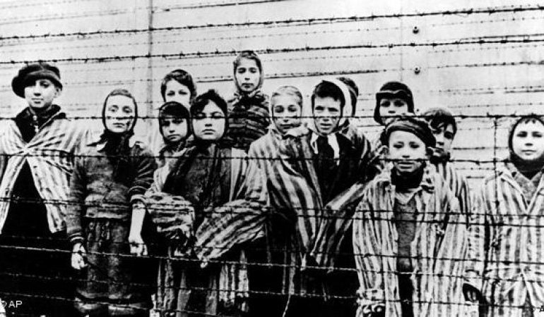 На този ден: 79 години от спасяването на българските евреи