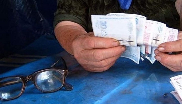 Втората пенсия 91 лв., но парите са за малцина