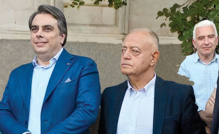Асен Василев и Атанас Атанасов искат с Борисов