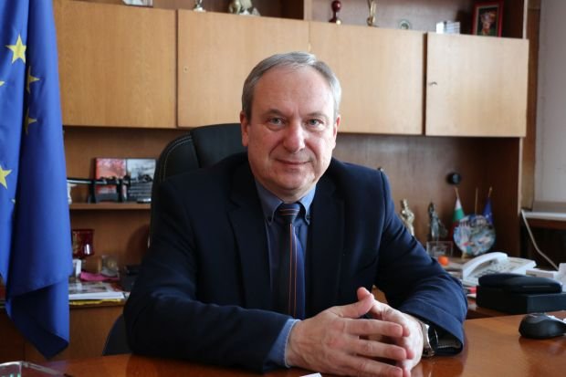 И кметът на Търговище смени ГЕРБ с ДПС-Ново начало