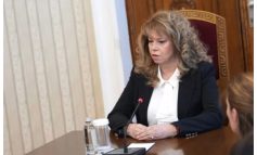 След атаката с дронове в Черно море! Президентът Йотова свиква заседание на КСНС