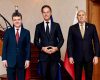 ЗАЩО КРИЯТ? Потъналия кораб е взривен отвътре навън